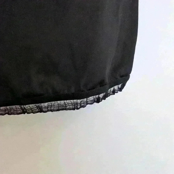 La senza frills and thrills black camisole size medium - Picture 6 of 6